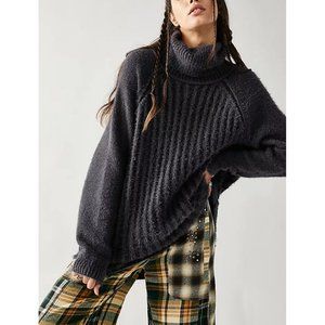 FREE PEOPLE Big City Turtleneck / Sunflower Seed Combo